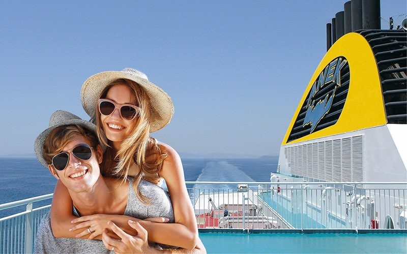 Eλληνικό καλοκαίρι σημαίνει .... ταξίδια με τα πλοία της ΑΝΕΚ LINES!
