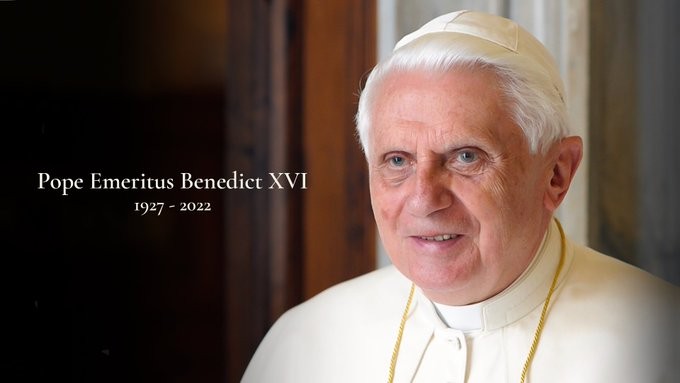 Βαρύ πένθος στην Ρώμη : Πέθανε ο πρώην Πάπας Βενέδικτος σε ηλικία 95 ετών