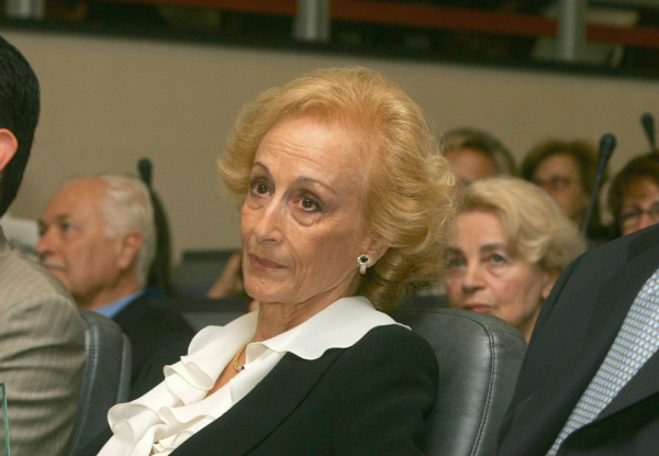 Έφυγε από την ζωή η ιστορική εκδότρια της εφημερίδας «Πελοπόννησος» Νανά Δούκα .